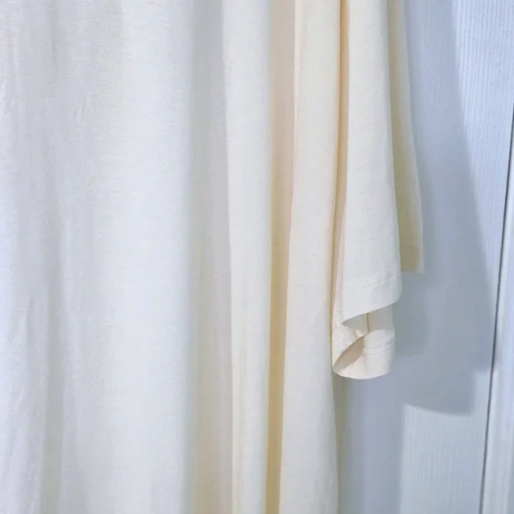 NEW! Joe Fresh Women's Graphic T-Shirt Size XL - Picture 4 of 10